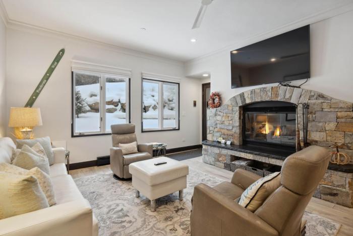 The Charter at Beaver Creek B130