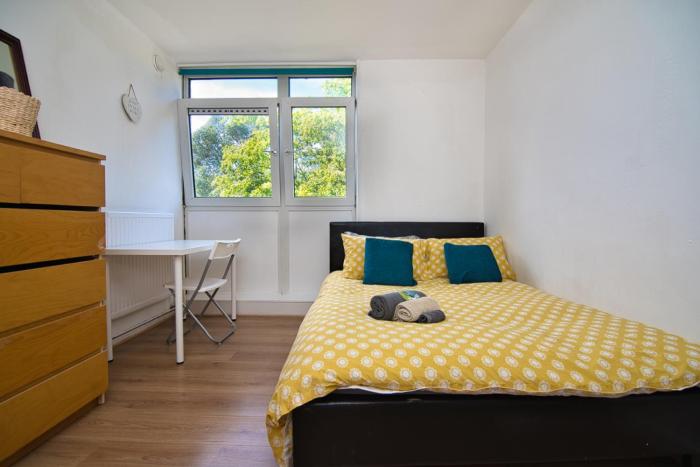 NICE CITY DOUBLE Bedroom