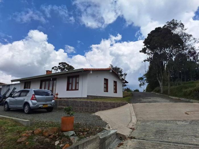 Casa San Miguel Santa Elena