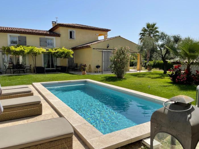 Maison Le Bastidon piscine privée chauffée
