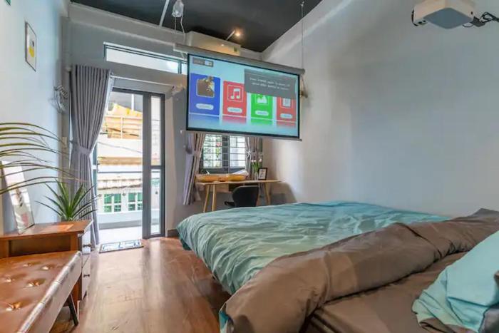 Saigon Hideout Nguyen Trai Self Check In