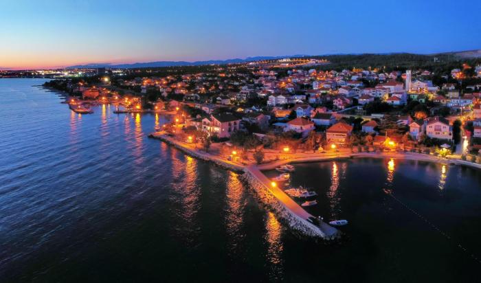 Private apartments, parking, beach distance 350 meters
