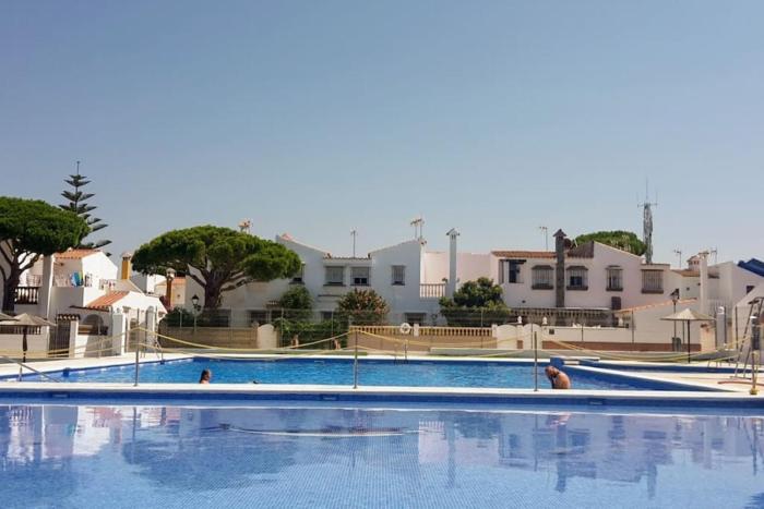 Estupendo adosado en La Barrosa, a 700 m de la Playa