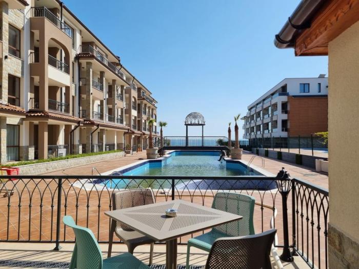 Sarafovo Resort Deluxe