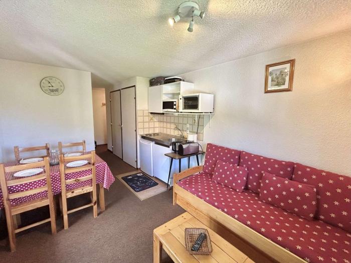 Charmant T2 à Demi-Quartier, 1 chambre, balcon, parking, casier à skis, proche forêt et espaces verts - FR-1-597-32