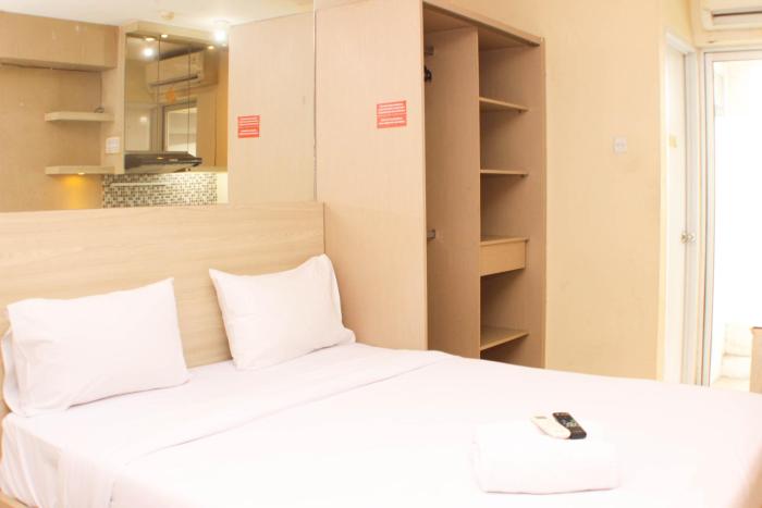 Great Location and Simply Studio Room at Bassura City Apartment By Travelio