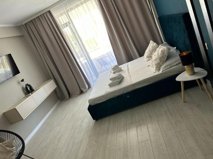 Bella studio-only adults