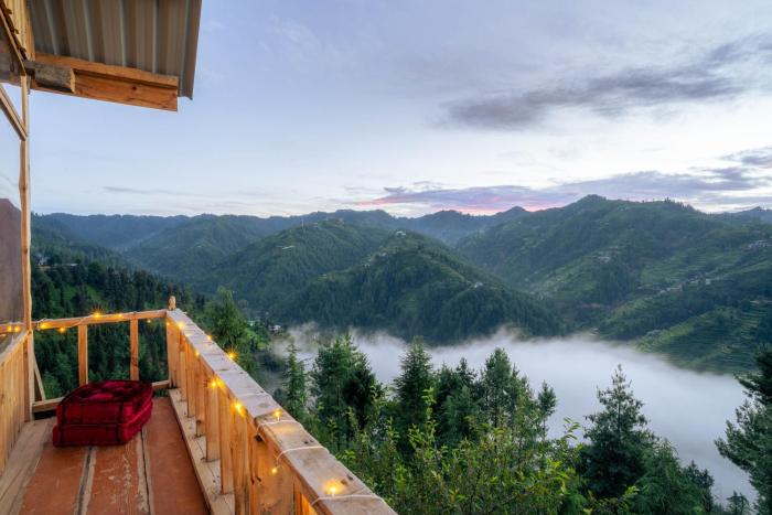 Beautiful Cottage In The Clouds -Valley view