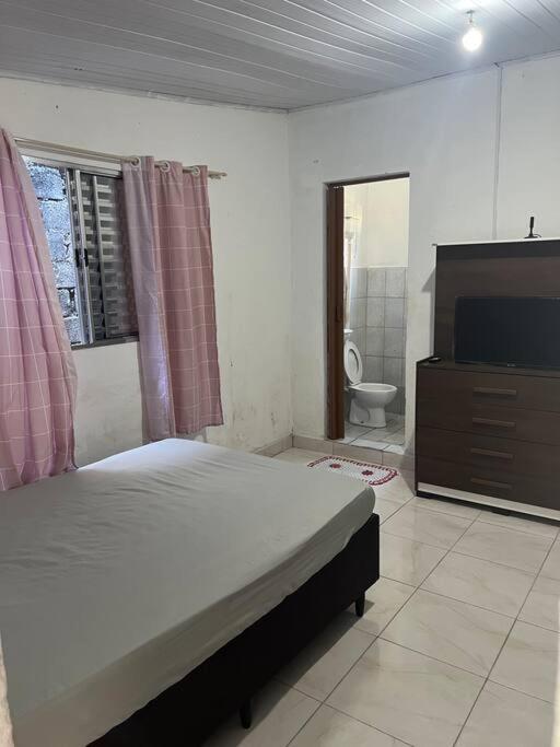 Kitnet para Temporada na Praia Simples