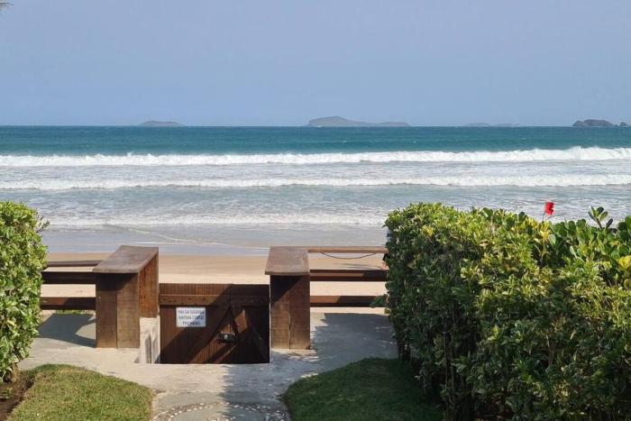 Pé na areia Praia Geribá Búzios