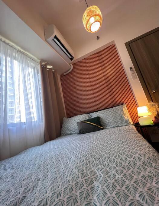 Casa Del Castillo at Fame Residences near Megamall