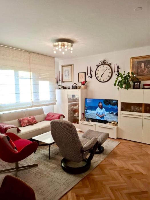 BizzBuzz apartment Split