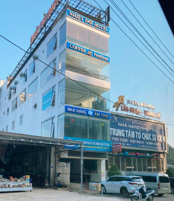 Khách Sạn Nhiệt Đới Mộc Châu