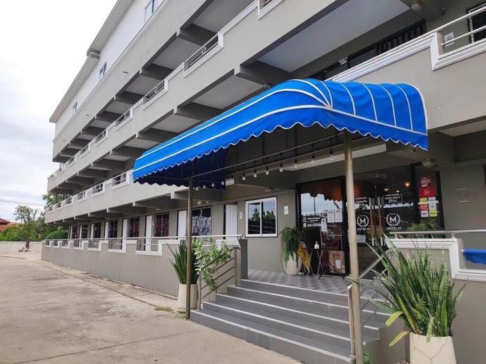 Hotel M Rojana Ayutthaya