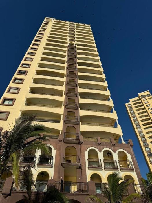 Las Gavias frente al Mar