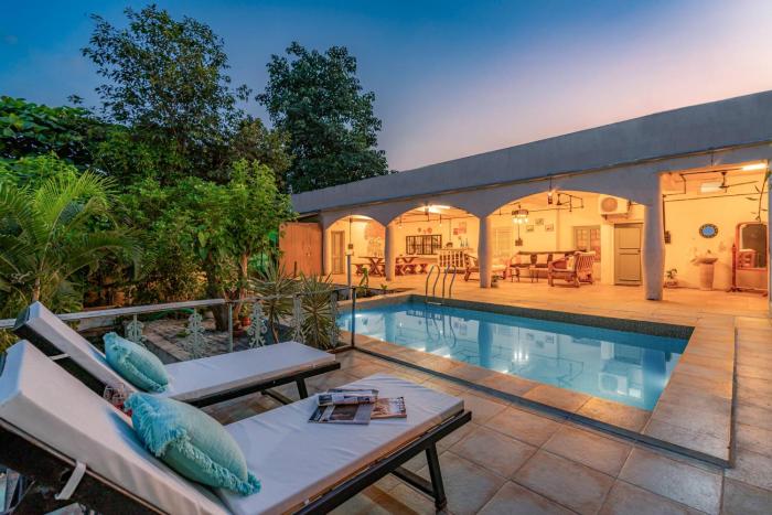 StayVistas Suman Vatika with Outdoor Pool & Terrace at Pench