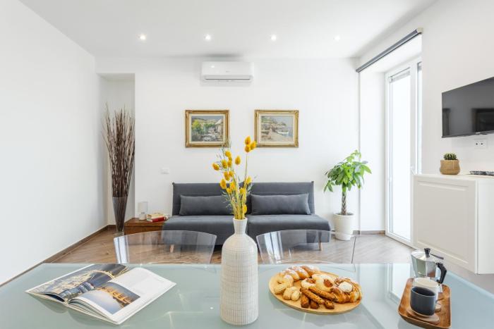 Old Port Luxury Apartments