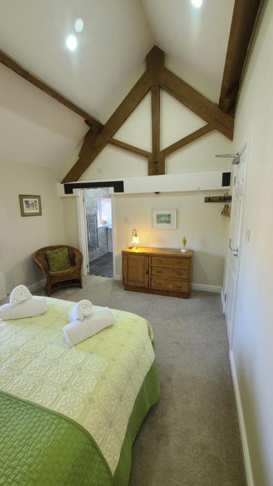 The Lodge a beautiful barn conversion with 3 ensuite bedrooms on the edge of Cannock Chase