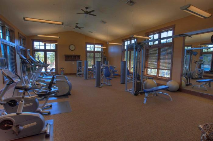 Iron Horse Lodge South 312 by East West Hospitality