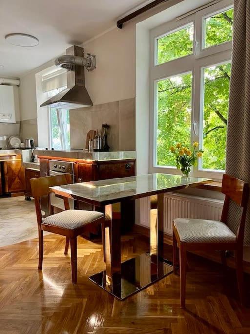 Vintage studio apartment