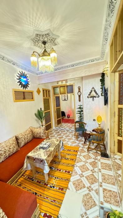 Appartement Authentique à la Médina de Fès - À Deux Pas de Bab Bou Jeloud & des Souks