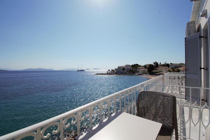 Aurora - Rooms & Suites - Spetses