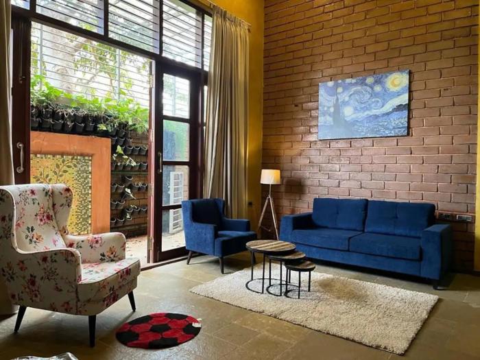 Traditional & Modern 4BHK Villa