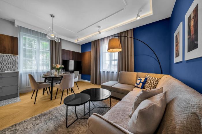 Warsaw Old Town Apt - Top Location, Workspace - by Rentujemy