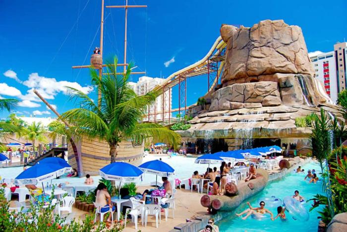 Piazza Diroma Acesso Gratuito Acqua Park e Splash Caldas Novas