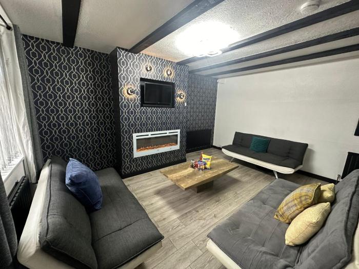 Modern Pink Cottage in Blackpool