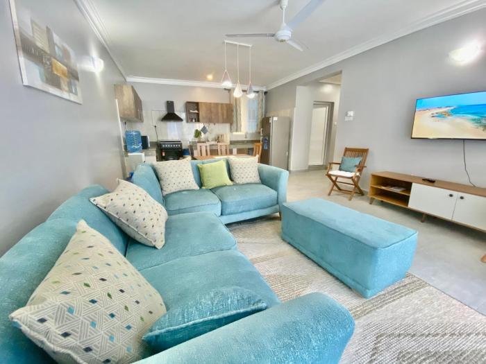 Modern Apartment in Nyali with AC, Washing Maxine & Pool