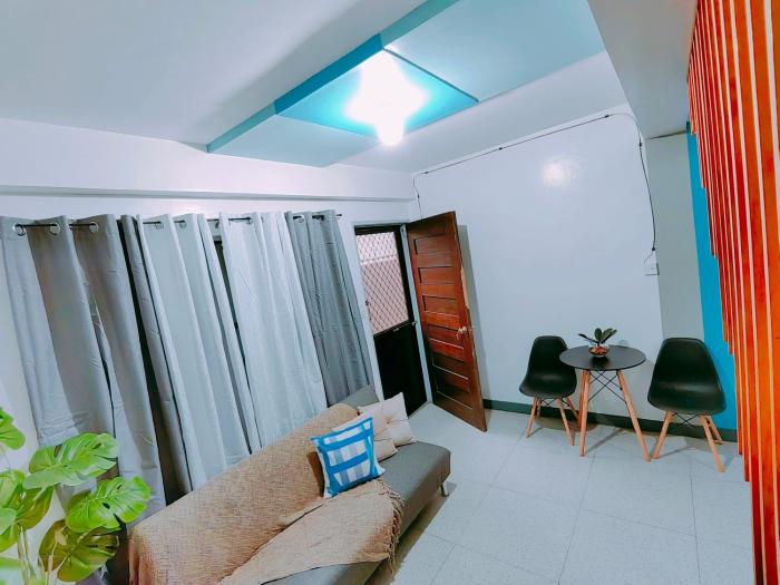 Host Homes - Gomez St 1 or 2BR Apartelle