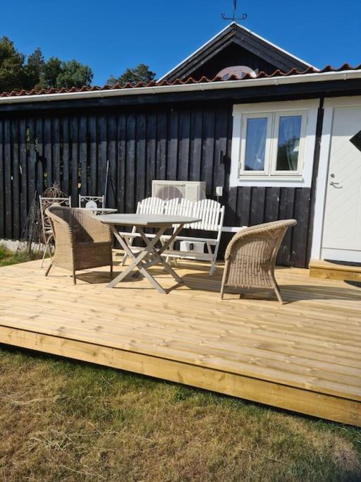 Förtjusande gästhus med parkering