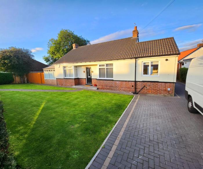 1-Bed Studio with Parking Ideal for Couples