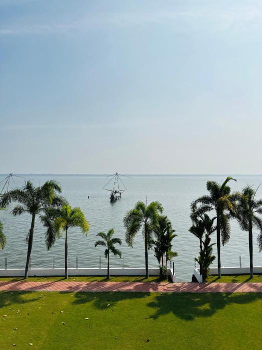 Observatory by Chakolas Pavilion