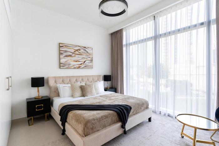 Dubai Creek - Bright & Beautiful 1BR in The Cove
