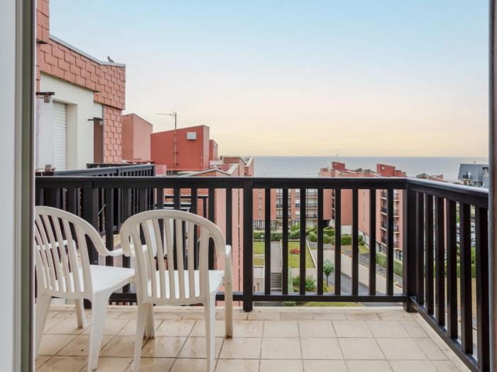 Apartment Cabourg 2000-7 by Interhome