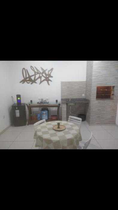 Casa com piscina próxima ao Mar