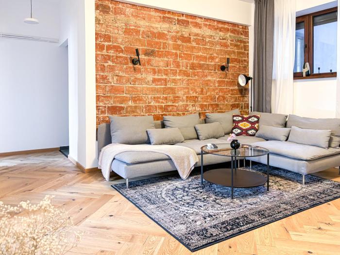 HUGE spectacular apartment 3BR ultra central Rosetti