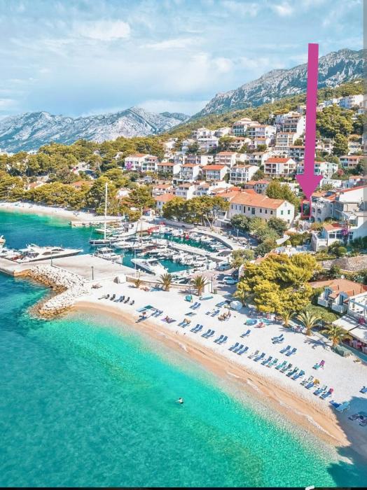 Brela S1 S4-no parking