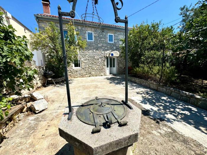 Holiday home in Jadranovo 51527