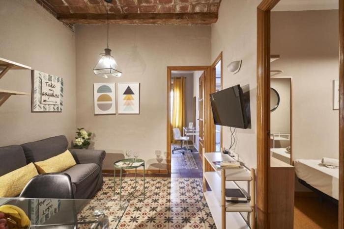 BeBarceloner Sants Apartments- 3 bedroom