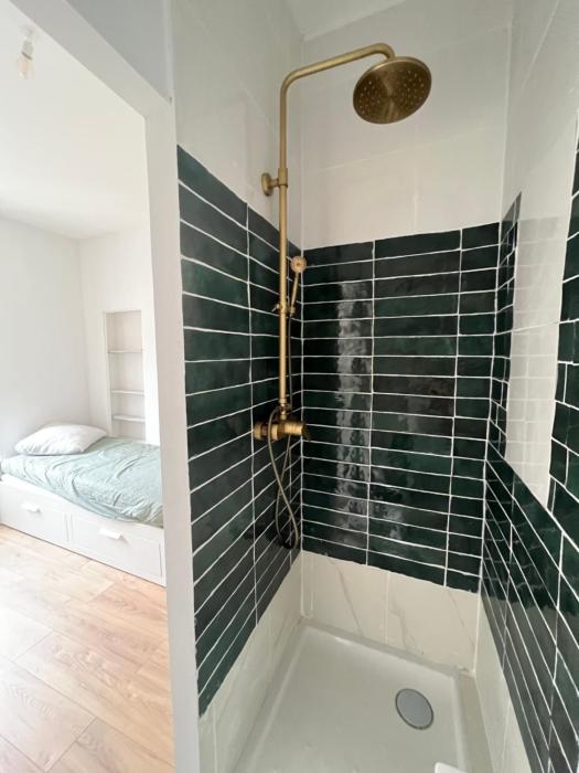 Cozy Studio 10min from La Défense Arena