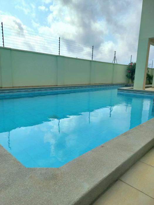 1 bedroom beach apartment behind Go kart near severine cowrie shell