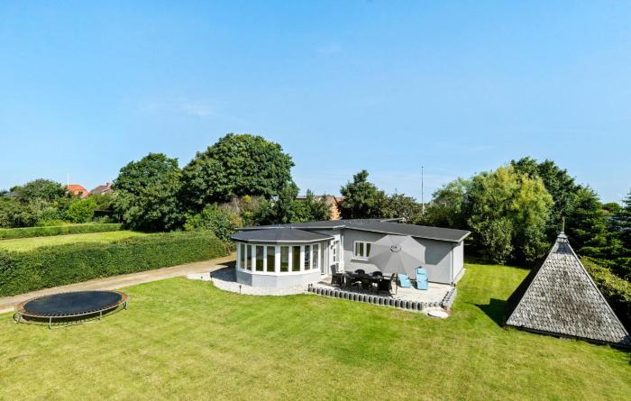 Nice Home In Roslev With Wifi