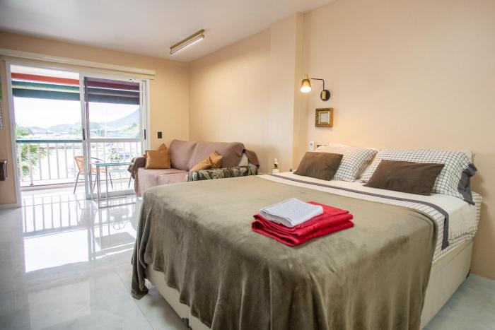 Flat no Shopping Piratas com vista para o mar