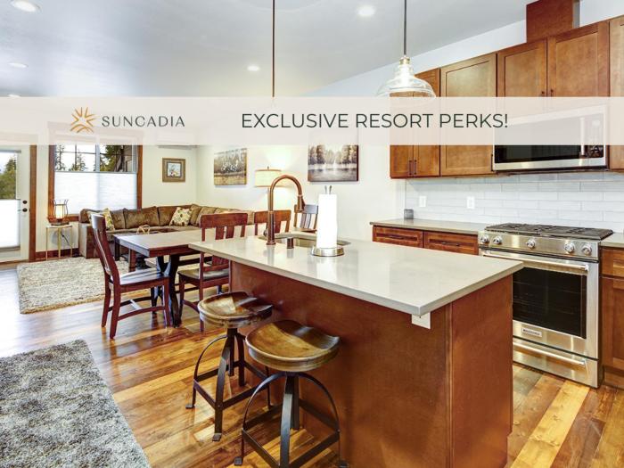 Suncadia 2 Bdrm Pet Friendly Townhome Steps Away from Pool