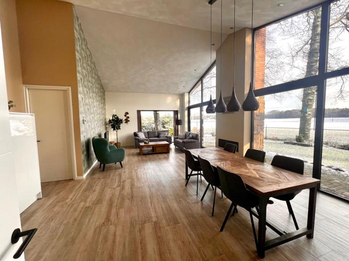 Luxe recreatiebungalows midden in bosrijke omgeving Waalre Noord-Brabant