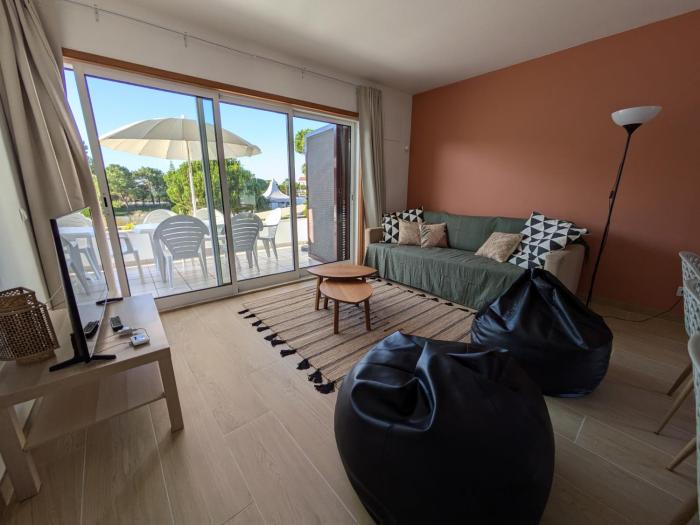 Private Lake Condo Apartment - Tróia