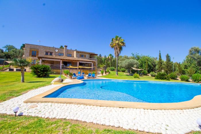 Magnífica villa con una piscina espectacular